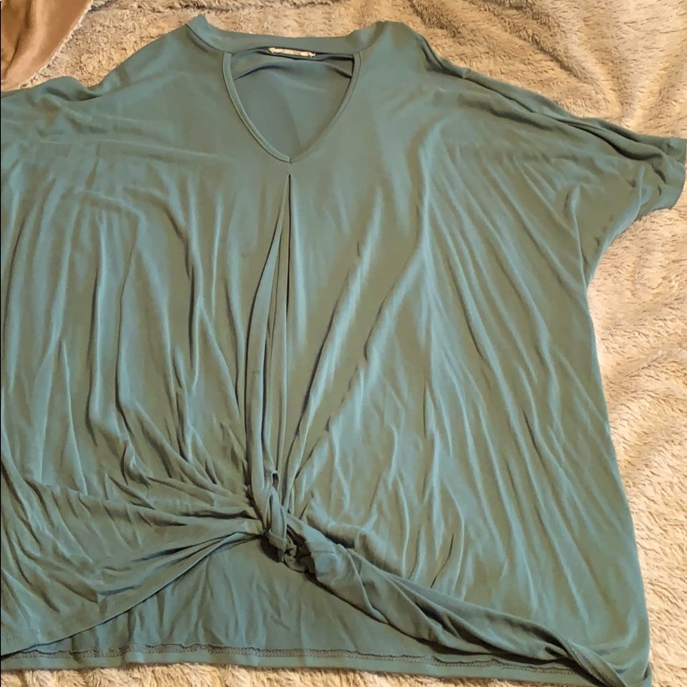 Entro brand keyhole top with knotted bottom